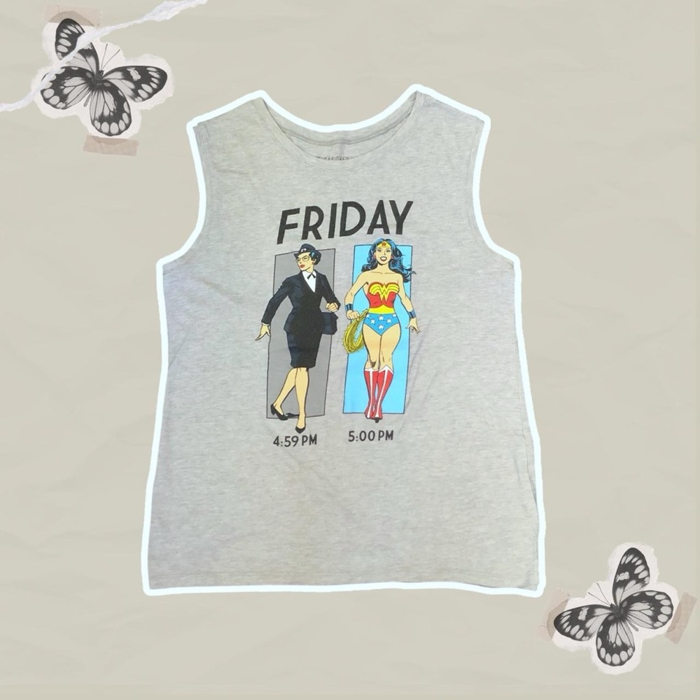 DC Comics Wonder Woman Friday Women’s Size Large Graphic Muscle Tank Top